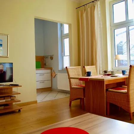 Haus-wanda-app-02